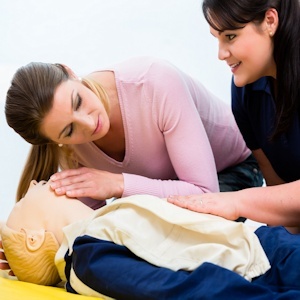 cover image elearnhere emergency first aid at work